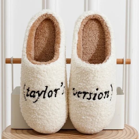 Taylor Swift Shoes - NWT Taylor Swift Inspired Slippers